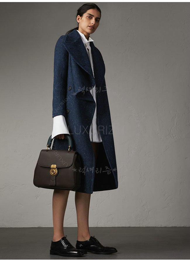 burberry1-1024-1.jpg