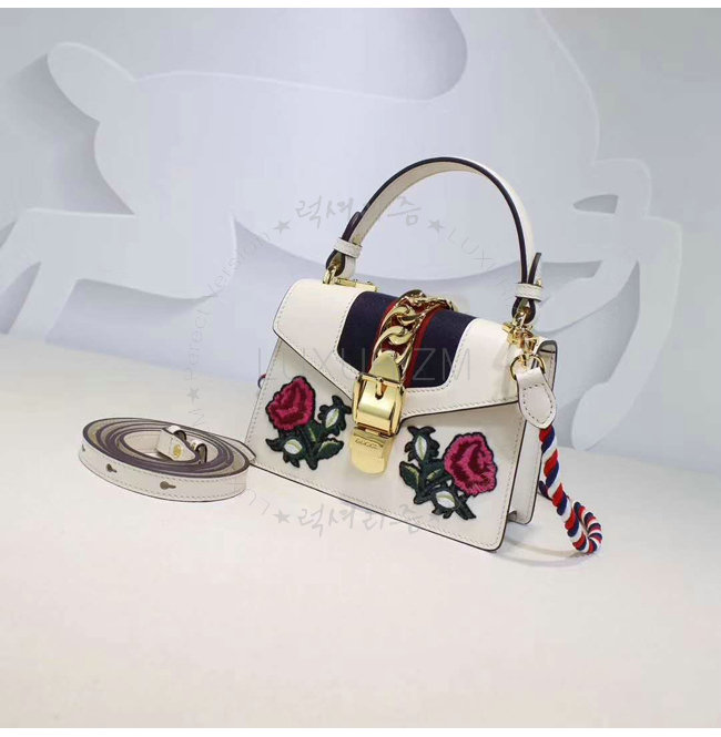 gucci-1031-003.jpg