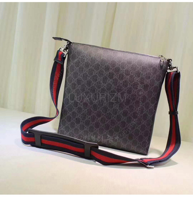 gucci2-1128-006.jpg