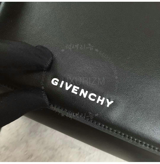 givenchy1-1130-006.jpg