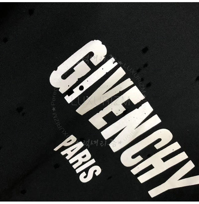 givenchy4-0119-6.jpg