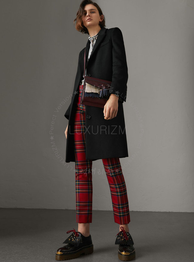 burberry2-0120-001.jpg