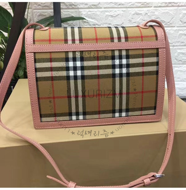 burberry6-1211-004.jpg