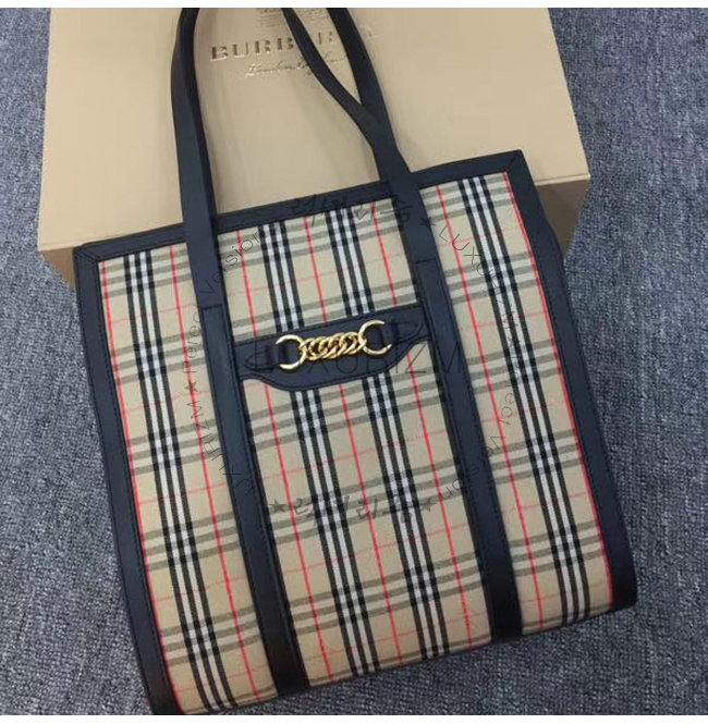 burberry3-1219-003.jpg