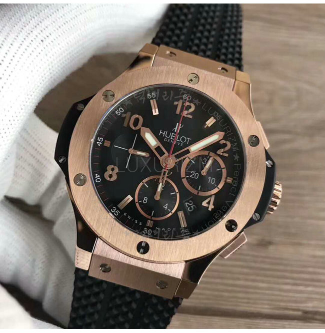 hublot2-0206-002.jpg