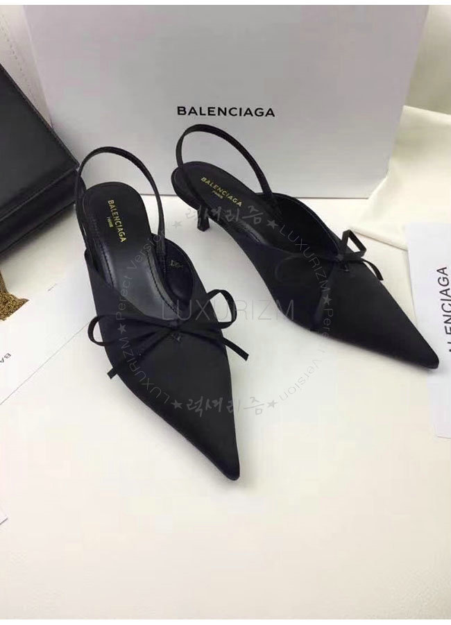 balenciaga2-0206-2.jpg