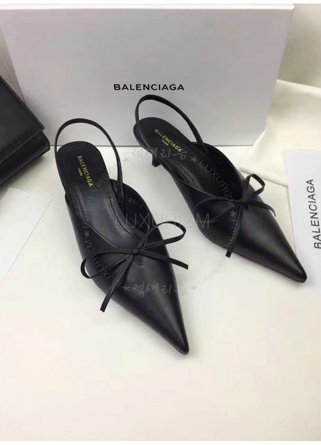 balenciaga5-0206-4.jpg