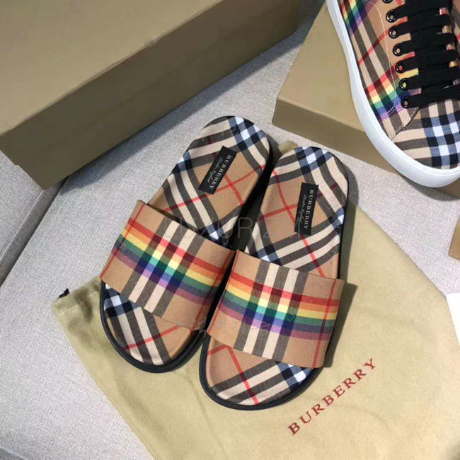 burberry1-0327-001.jpg