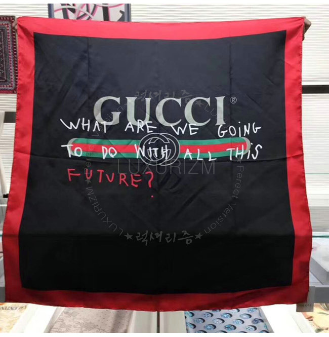 gucci1-0404-003.jpg