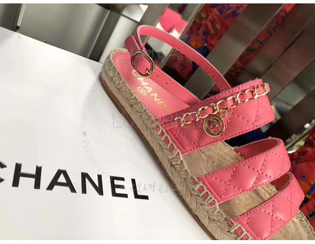 chanel1-0418-007.jpg