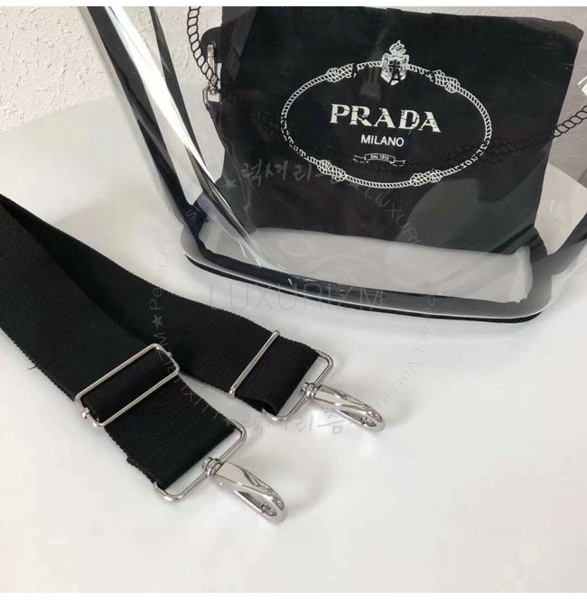 prada5-0509-007.jpg