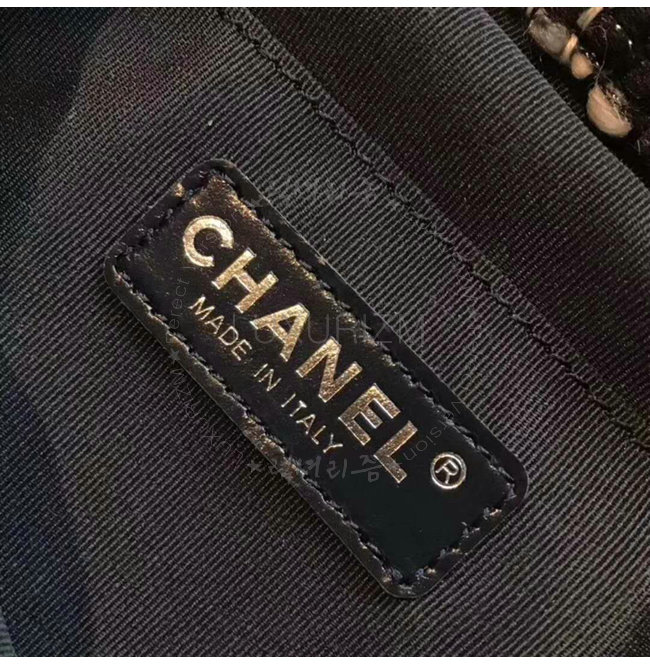 chanel1-0511-008.jpg