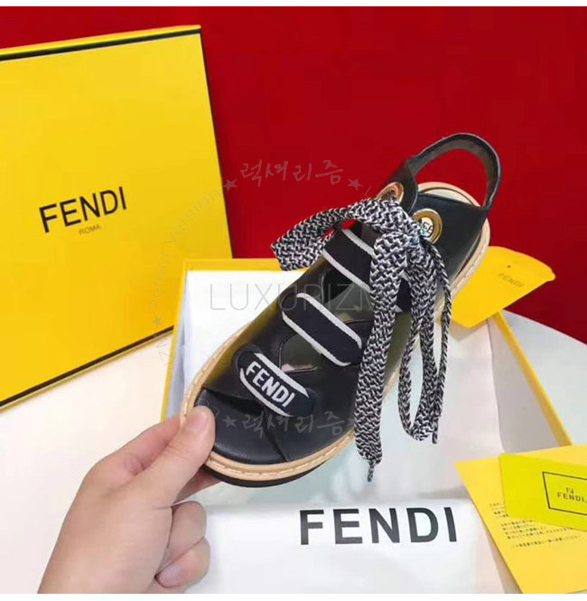 fendi1-0516-006.jpg