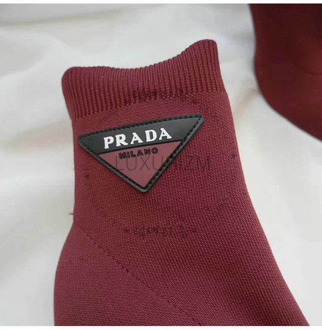 prada3-0810-008.jpg