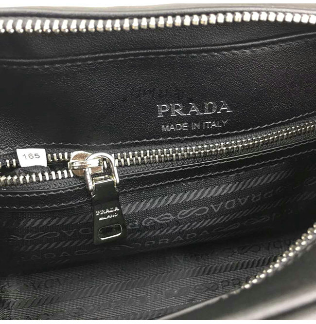 prada4-0815-0010.jpg