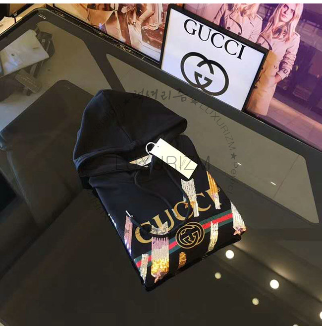 gucci-0824-002.jpg