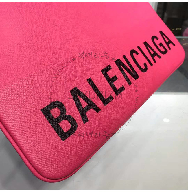 balenciaga8-0905-004.jpg