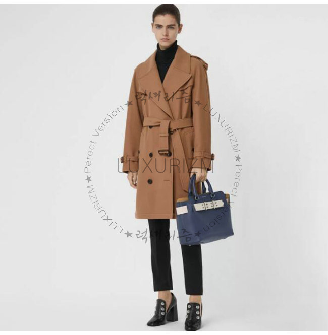 burberry7-0914-001.jpg